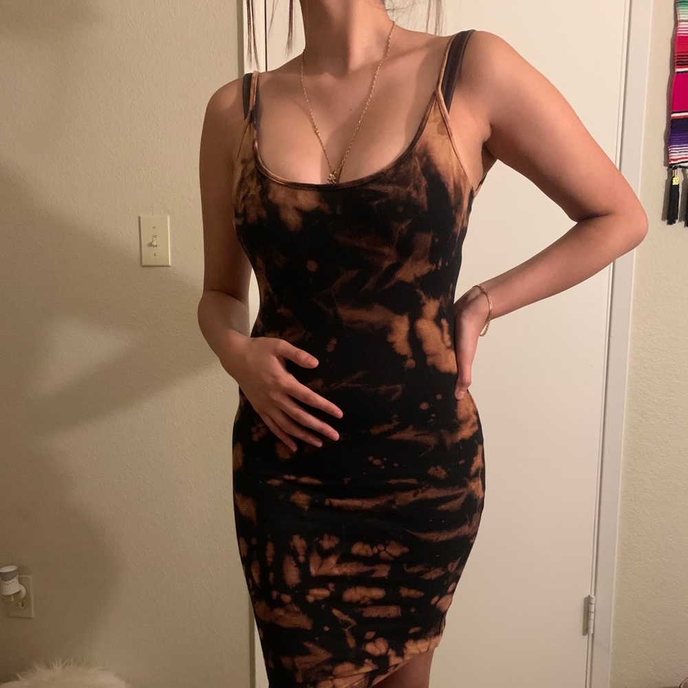 Dress - Picture 5 of 5